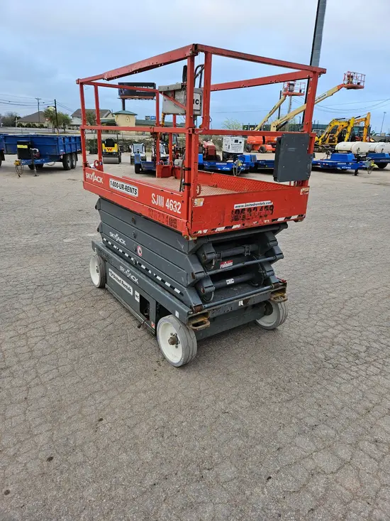 2017 Skyjack SJIII4632 Scissor Lift