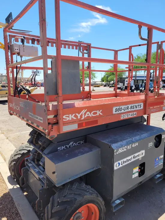 2018 Skyjack SJ6832RT Rough Terrain Scissor Lift