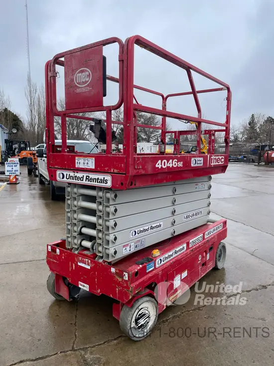 2017 MEC 4046SE Scissor Lift
