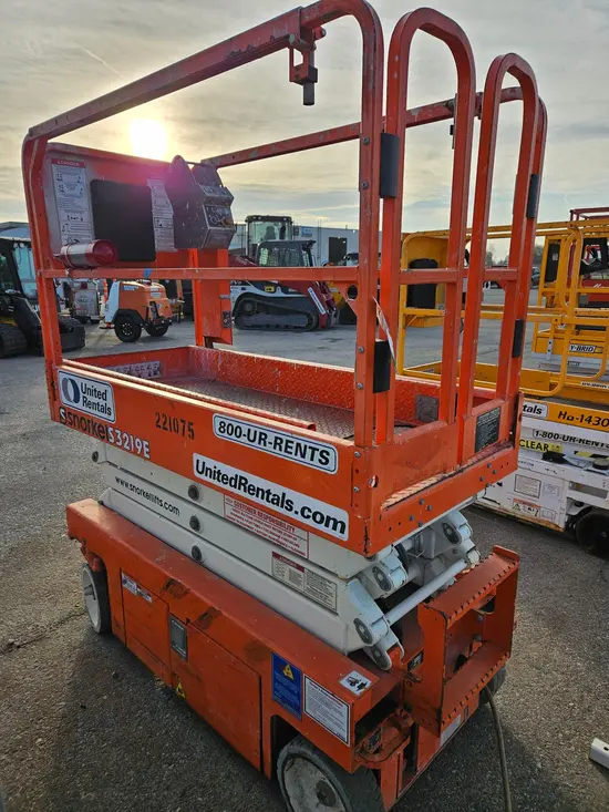 2019 Snorkel S3219E Scissor Lift