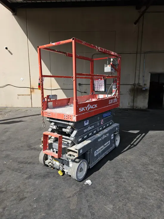2018 Skyjack SJIII3219 Scissor Lift