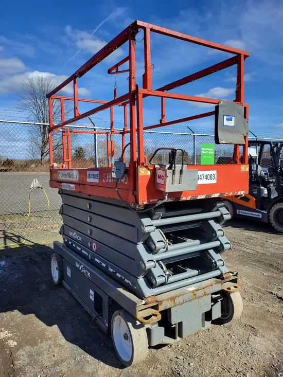 2017 Skyjack SJIII4740 Scissor Lift