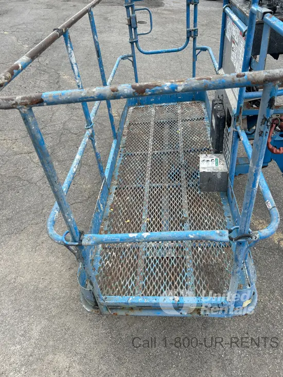 2016 Genie Z-62/40 Articulating Boom Lift