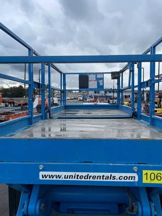 2017 Genie GS-4390 RT Rough Terrain Scissor Lift