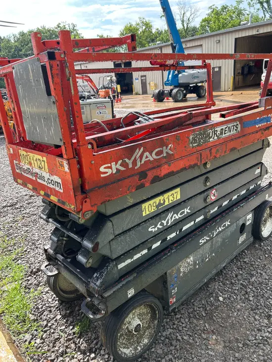 2019 Skyjack SJIII3226 Scissor Lift