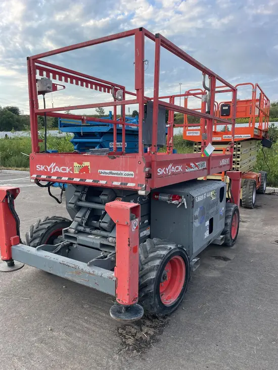 2020 Skyjack SJ6826RT Rough Terrain Scissor Lift