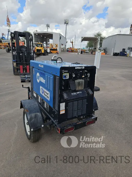 2021 Miller Welders Big Blue 300R Welder