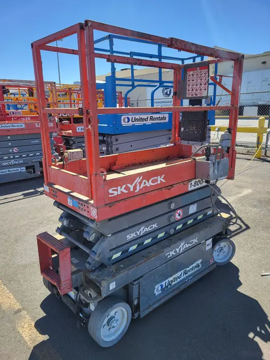 2016 Skyjack SJIII3219 Scissor Lift