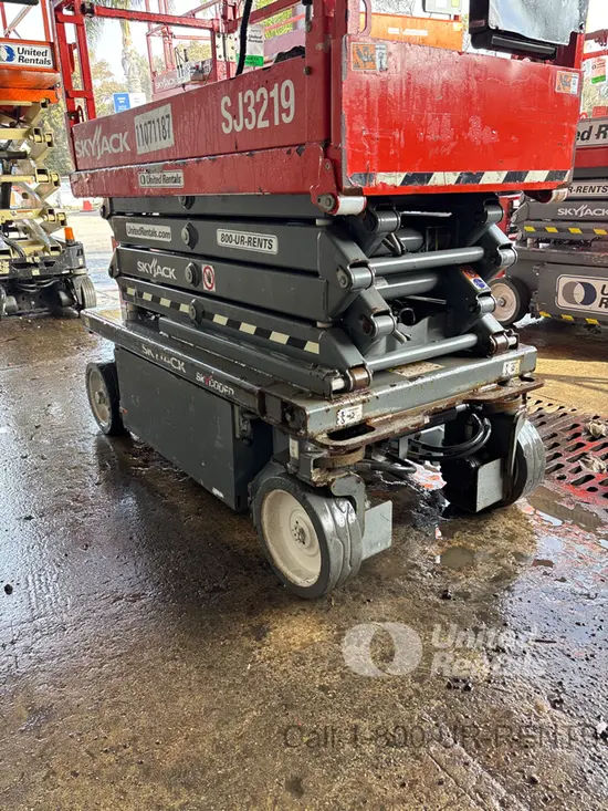 2020 Skyjack SJ3219 Scissor Lift