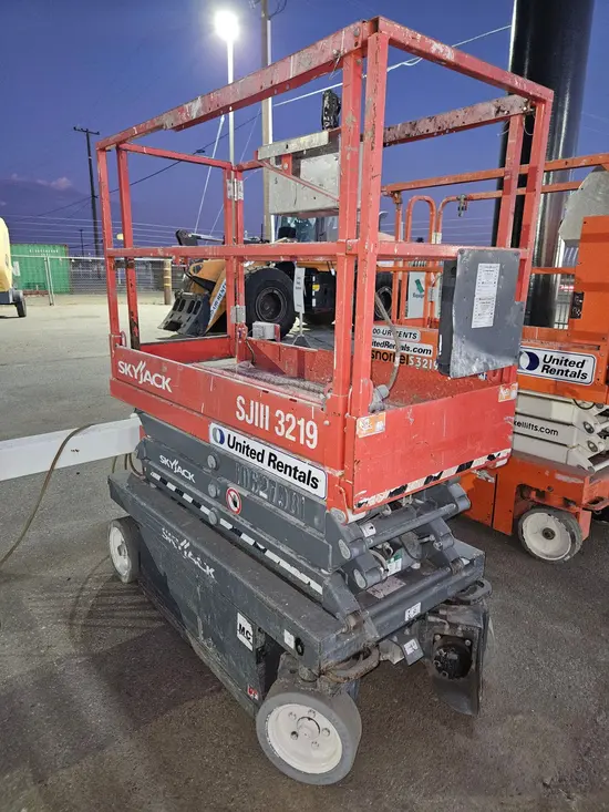 2017 Skyjack SJIII3219 Scissor Lift
