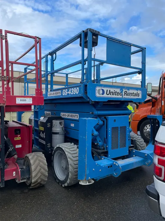 2017 Genie GS-4390 RT Rough Terrain Scissor Lift