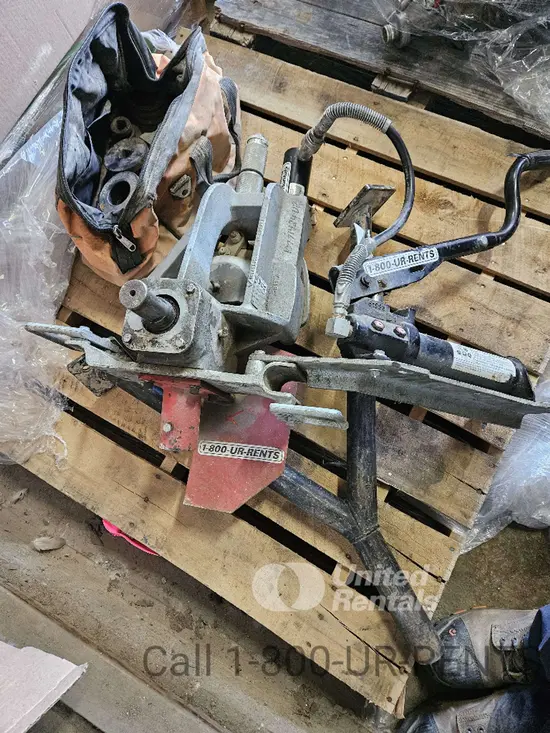 2018 VICTAULIC VE272 Flange Spreaders and Crimping