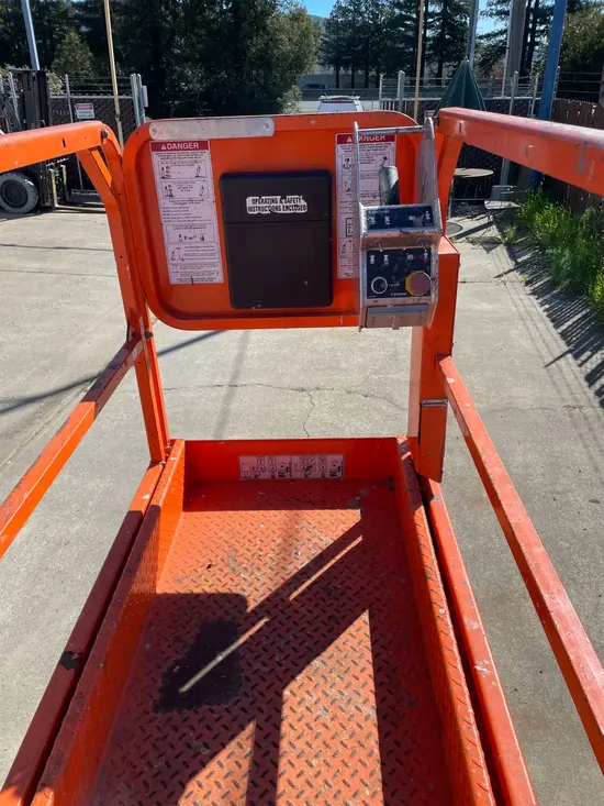 2018 Snorkel S3219E Scissor Lift