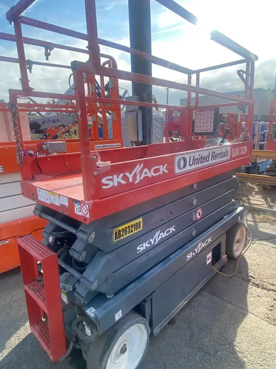 2018 Skyjack SJIII3226 Scissor Lift