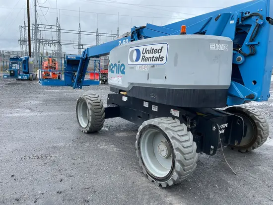 2016 Genie Z-60/37FE Articulating Boom Lift