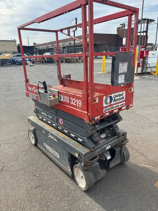 2018 Skyjack SJIII3219 Scissor Lift