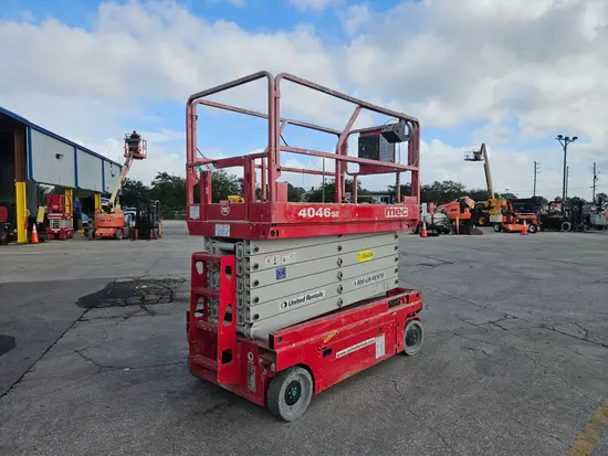 2017 MEC 4046SE Scissor Lift
