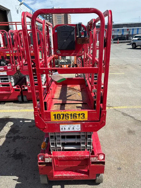 2018 MEC 1330SE Scissor Lift