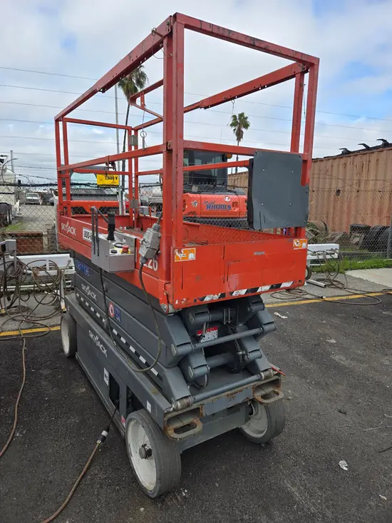 2018 Skyjack SJIII3226 Scissor Lift