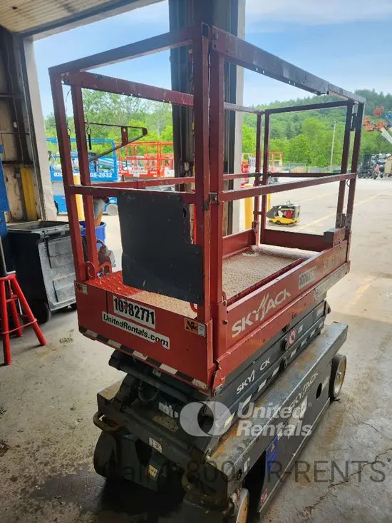 2018 Skyjack SJIII3219 Scissor Lift