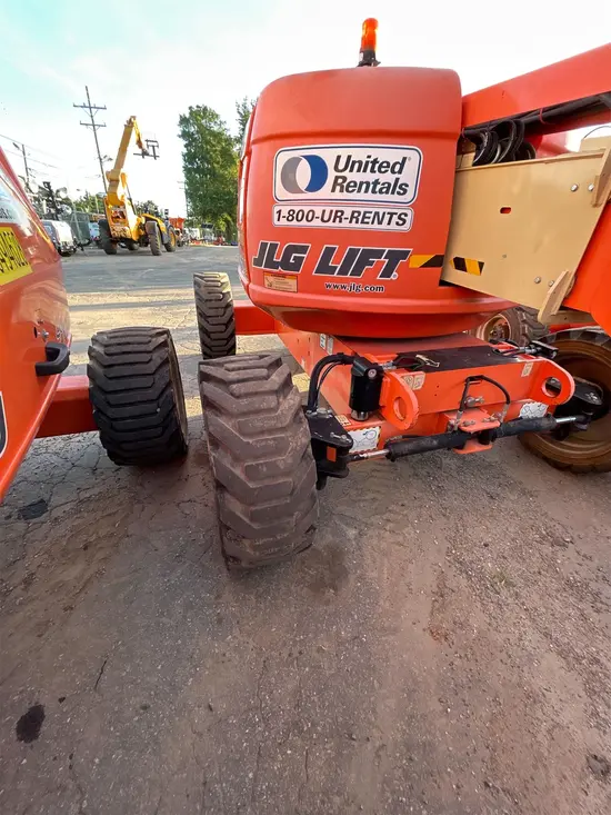 2018 JLG 600AJ Articulating Boom Lift