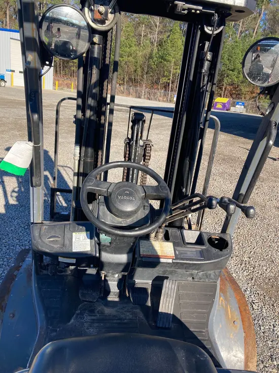 2016 Toyota 8FDU25 Forklift