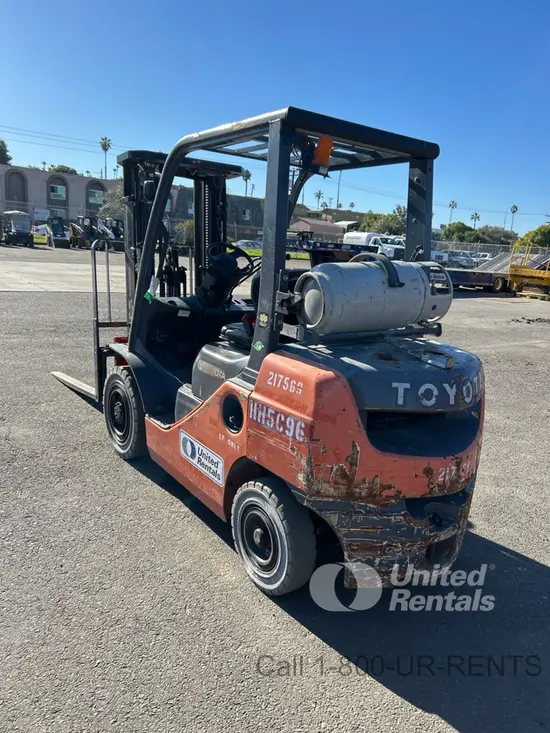 2018 Toyota 8FGU25 Warehouse Forklift
