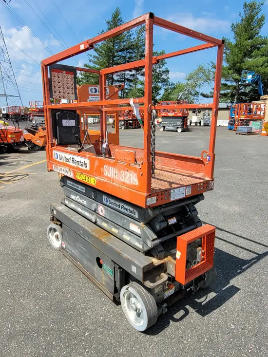 2018 Skyjack SJIII3219 Scissor Lift