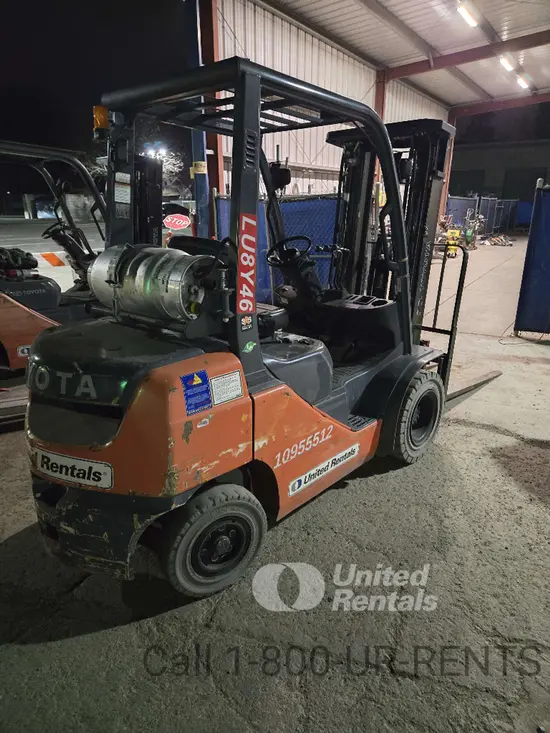2019 Toyota 8FGU25 Warehouse Forklift