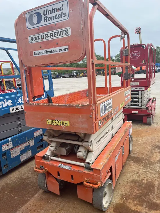 2019 Snorkel S3219E Scissor Lift