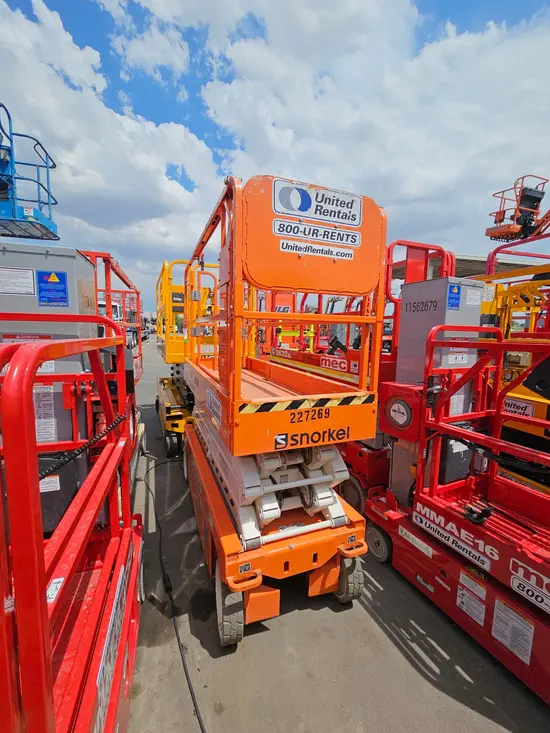 2019 Snorkel S3226E Scissor Lift