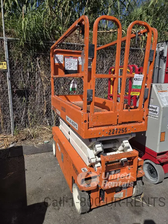 2019 Snorkel S3219E Scissor Lift