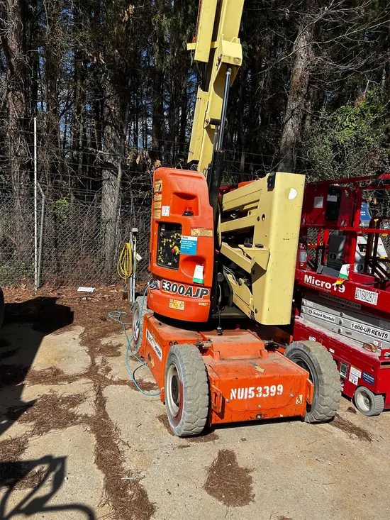 2012 JLG E300AJP Articulating Boom Lift