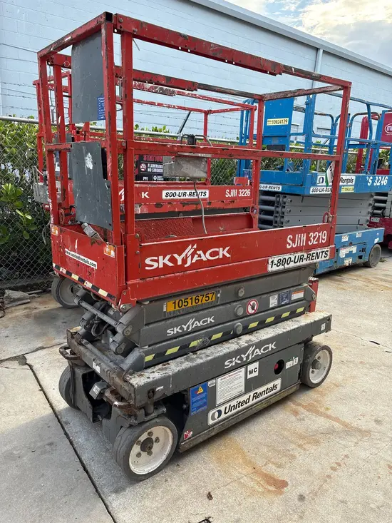 2016 Skyjack SJIII3219 Scissor Lift