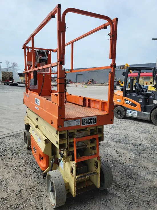 2018 JLG 2032ES Scissor Lift