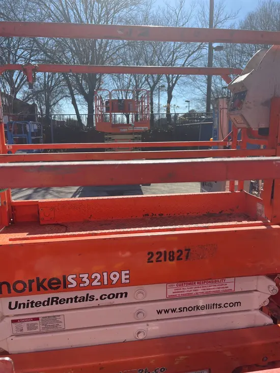 2019 Snorkel S3219E Scissor Lift