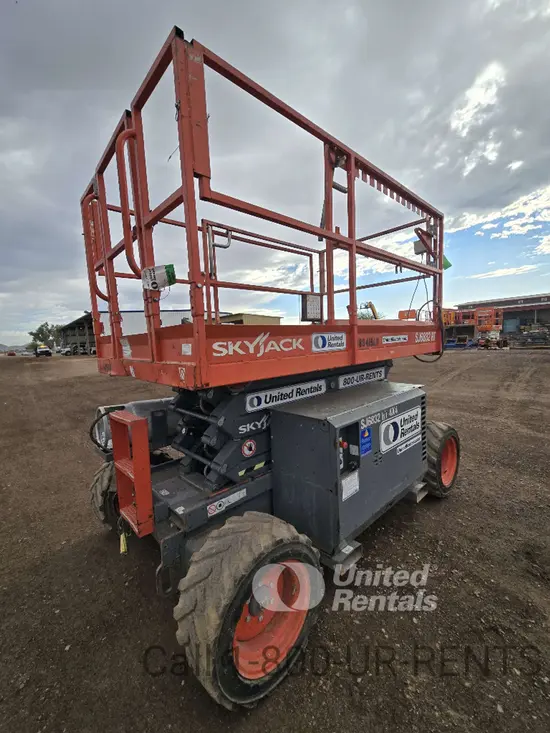 2017 Skyjack SJ6832RT Rough Terrain Scissor Lift