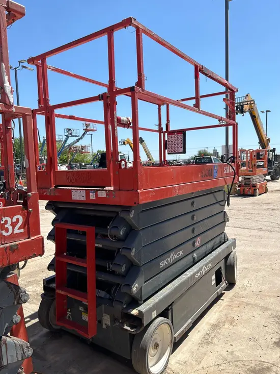 2017 Skyjack SJIII4740 Scissor Lift