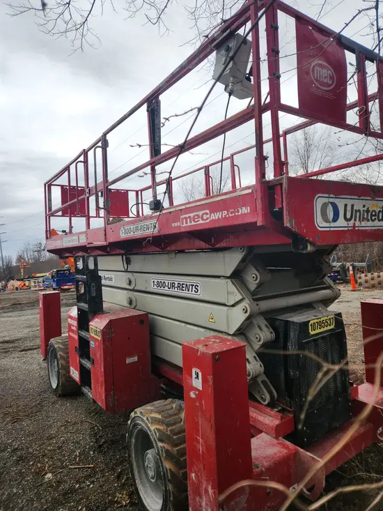 2018 MEC 6092RT Rough Terrain Scissor Lift