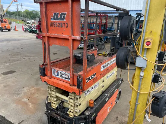2017 JLG 1932R Scissor Lift