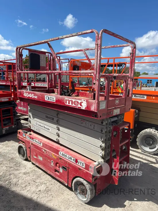 2017 MEC 4046SE Scissor Lift