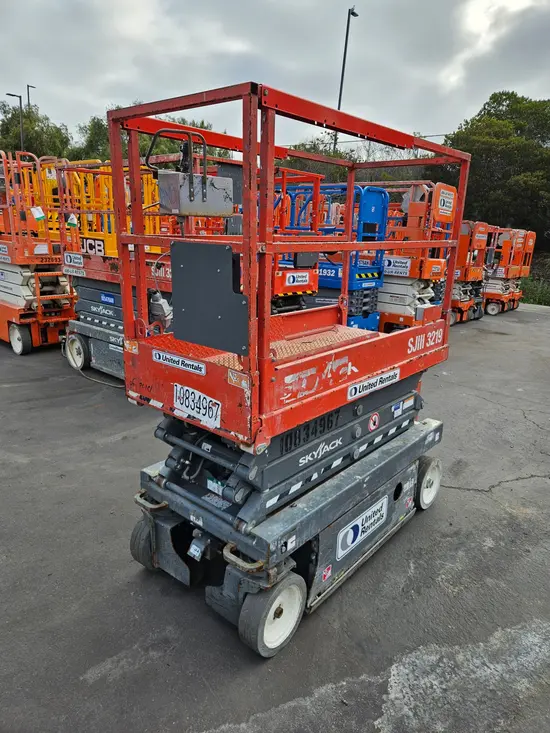 2018 Skyjack SJIII3219 Scissor Lift