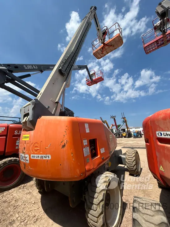 2019 Snorkel 660SJ Boom Lift
