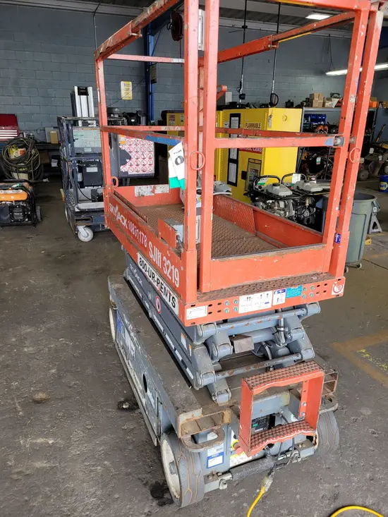 2018 Skyjack SJIII3219 Scissor Lift