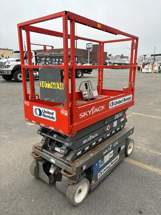 2018 Skyjack SJIII3219 Scissor Lift