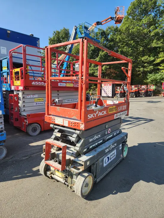 2018 Skyjack SJIII3219 Scissor Lift