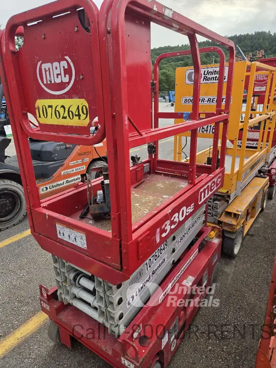 2018 MEC 1330SE Scissor Lift