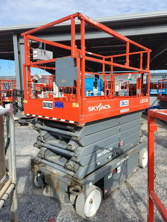 2018 Skyjack SJIII4740 Scissor Lift
