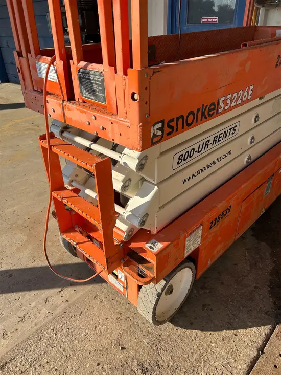 2019 Snorkel S3226E Scissor Lift