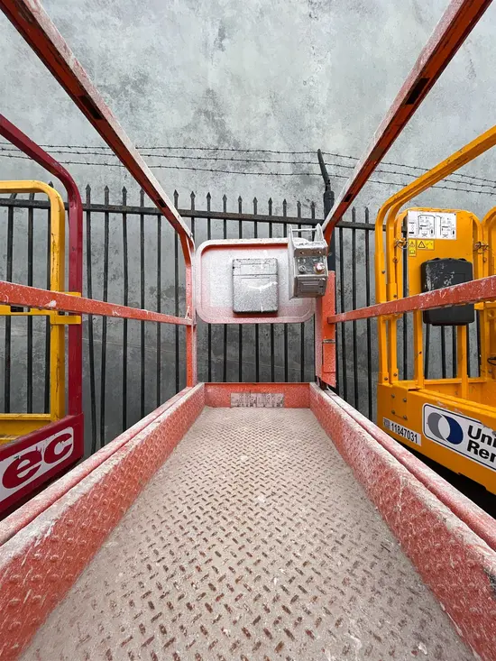 2018 Snorkel S3219E Scissor Lift